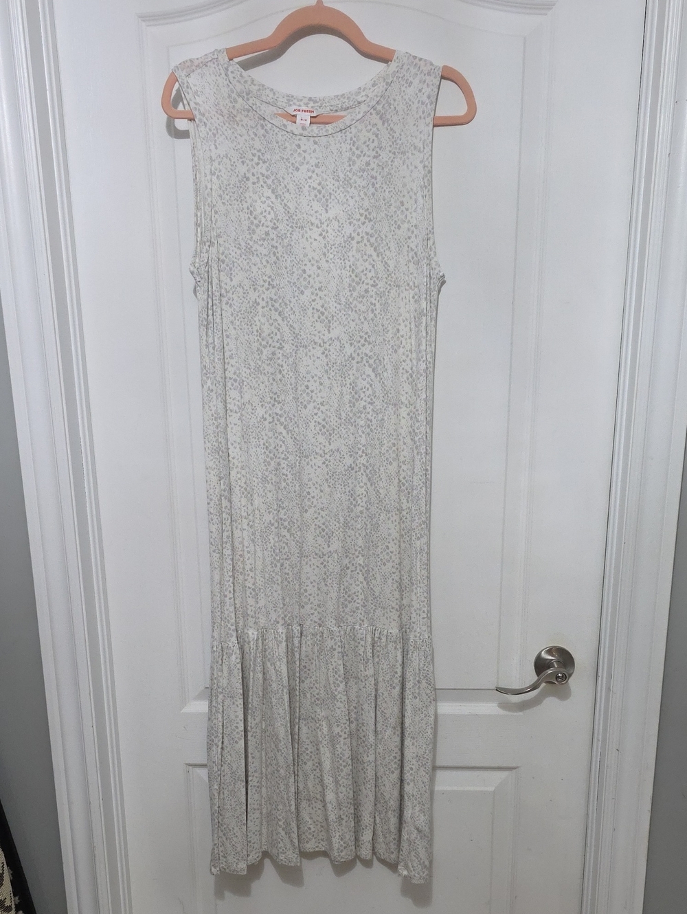 Joe Fresh Sleeveless Maxi Dress in Light Gray Floral